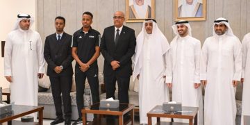 الحكم الصومالي عمر عرتن يدير نهائي الدوري الكويتي