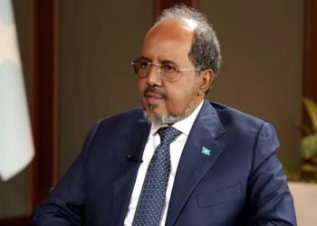 الرئيس الصومالي يحذر من تداعيات اتفاقات صوماليلاند وإسرائيل