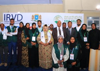 مسؤولون حكوميون يحيون يوم التبرع بالدم في مقديشو