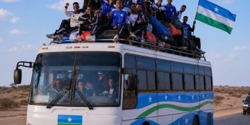 شرطة نُغال تحظر نقل الشباب على أسطح الحافلات