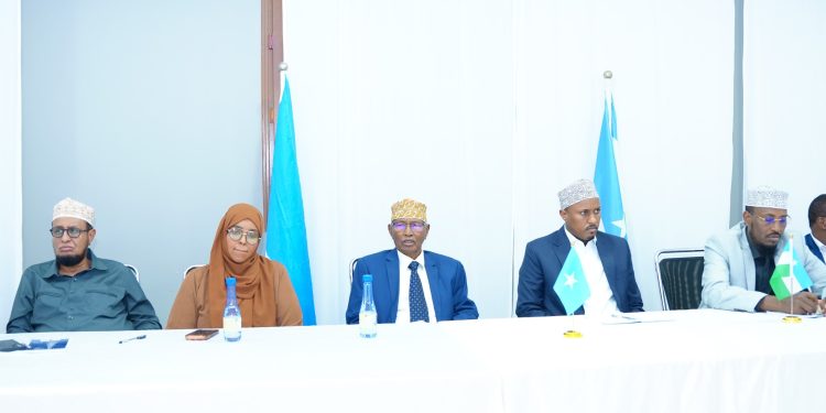 نواب بونتلاند يطالبون الرئيس الصومالي بالتنحي عن منصبه