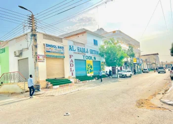 تجار بوصاصو يصعدون احتجاجاتهم ضد الرسوم الجديدة
