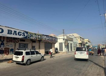 توتر تجاري في بوصاصو وسط خلاف الضرائب الجديدة
