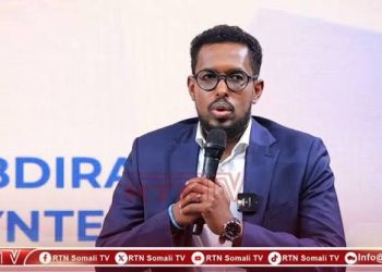 قيادي معارض يحذر من فراغ أمني محتمل بالصومال
