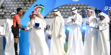 الحكم الصومالي عمر عرتن يواصل حضوره في الساحة الدولية