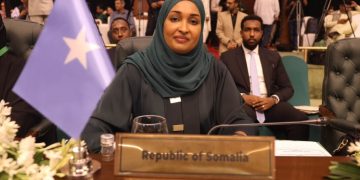 وزيرة الأسرة الصومالية تستعرض جهود تمكين المرأة بإسلام آباد