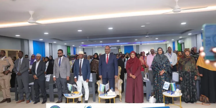 مؤتمر غروي للمرأة يرسم رؤية للأمن والتمكين المجتمعي