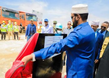 جوبالاند تطلق مشروع طريق استراتيجي لدعم كيسمايو