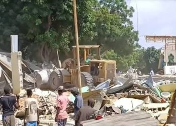 قتيل و10 مصابين باشتباكات مقديشو حول إخلاء المنازل