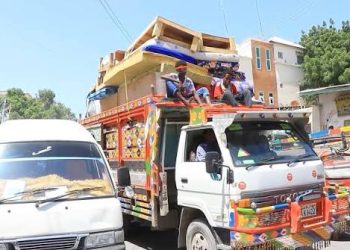هدم منــازل بولو إيلاي يوسـع موجـة النزوح في مقديشو