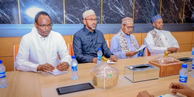 بيان لعلماء الصومال يحدد مسار معالجة شكاوى الأراضي