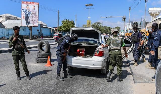 انتشار أمني كثيف بمقديشو لتأمين العاصمة وتشديد الرقابة