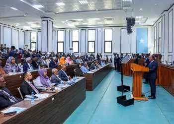 من البرلمان.. رئيس الجمهورية يرسم خارطة الصومال الجديدة
