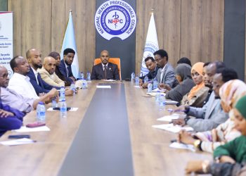 لجنة الخدمات الاجتماعية بمجلس الشيوخ تتابع تنظيم المهن الصحية