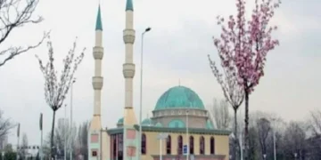 مساجد مينيسوتا تبحث تدابير احترازية وسط مخاوف الجالية الصومالية