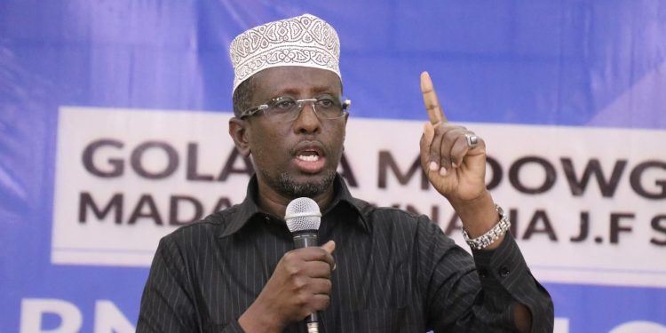 شريف يلجأ للقضاء اعتراضًا على الجدول الانتخابي