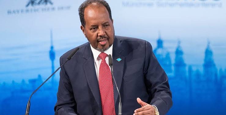 الرئيس الصومالي ينفي وجود قاعدة تركية في مركز تركصوم
